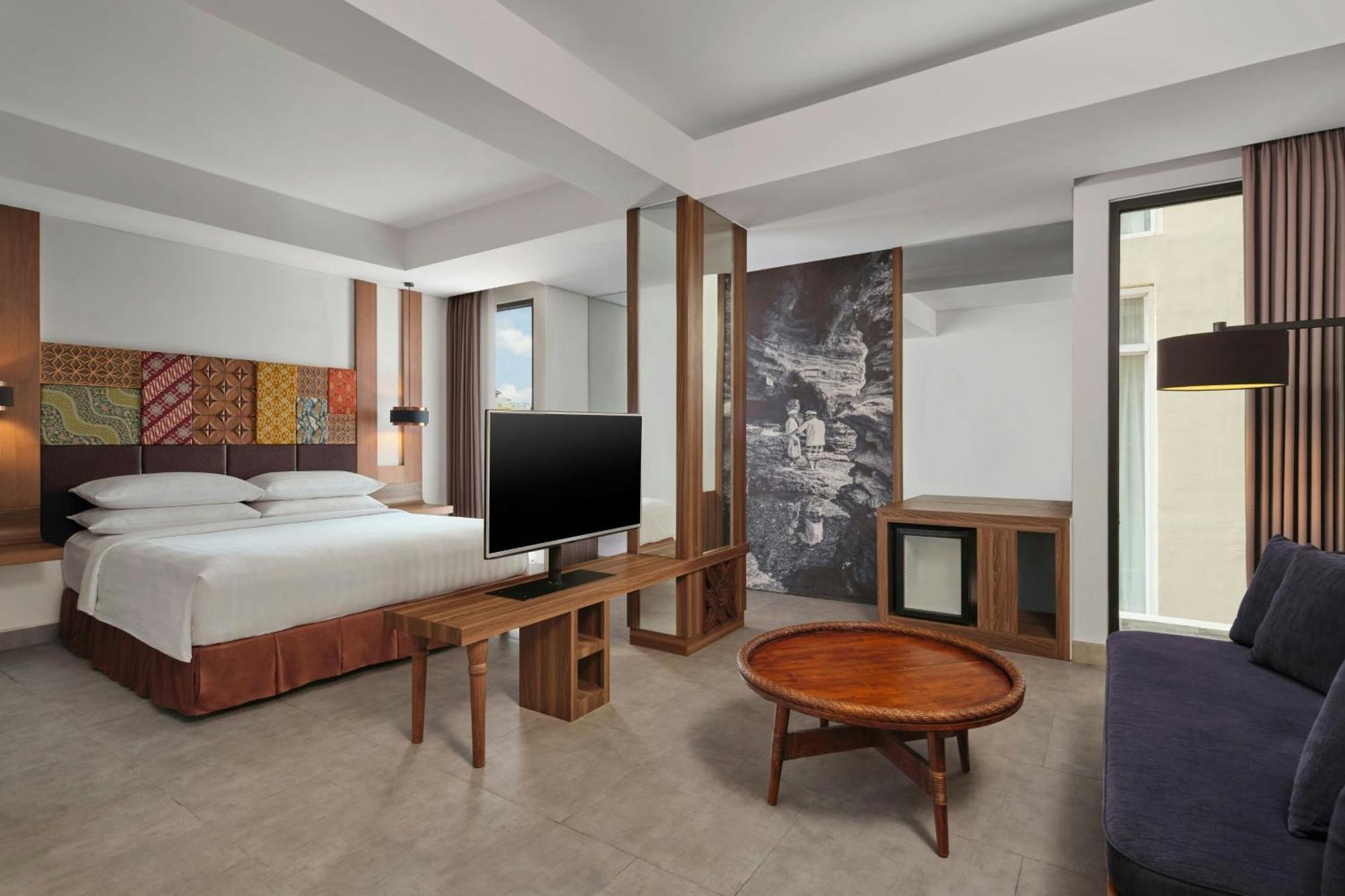 Fairfield By Marriott Bali South Kuta Hotel